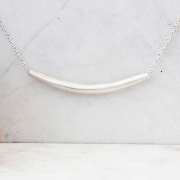 Silver bar necklace | Curved tube necklace | Fine silver necklace | Everyday necklace | Layering necklace | Fine silver necklace