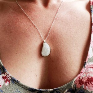 White Stone Necklace | White Quartz Necklace | Chain necklace | Silver Charm necklace | Silver Sparkly Necklace | Boho Chunky Necklace