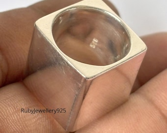Handgemaakte vierkante ring van 925 sterlingzilver: geometrische statement-sieraden