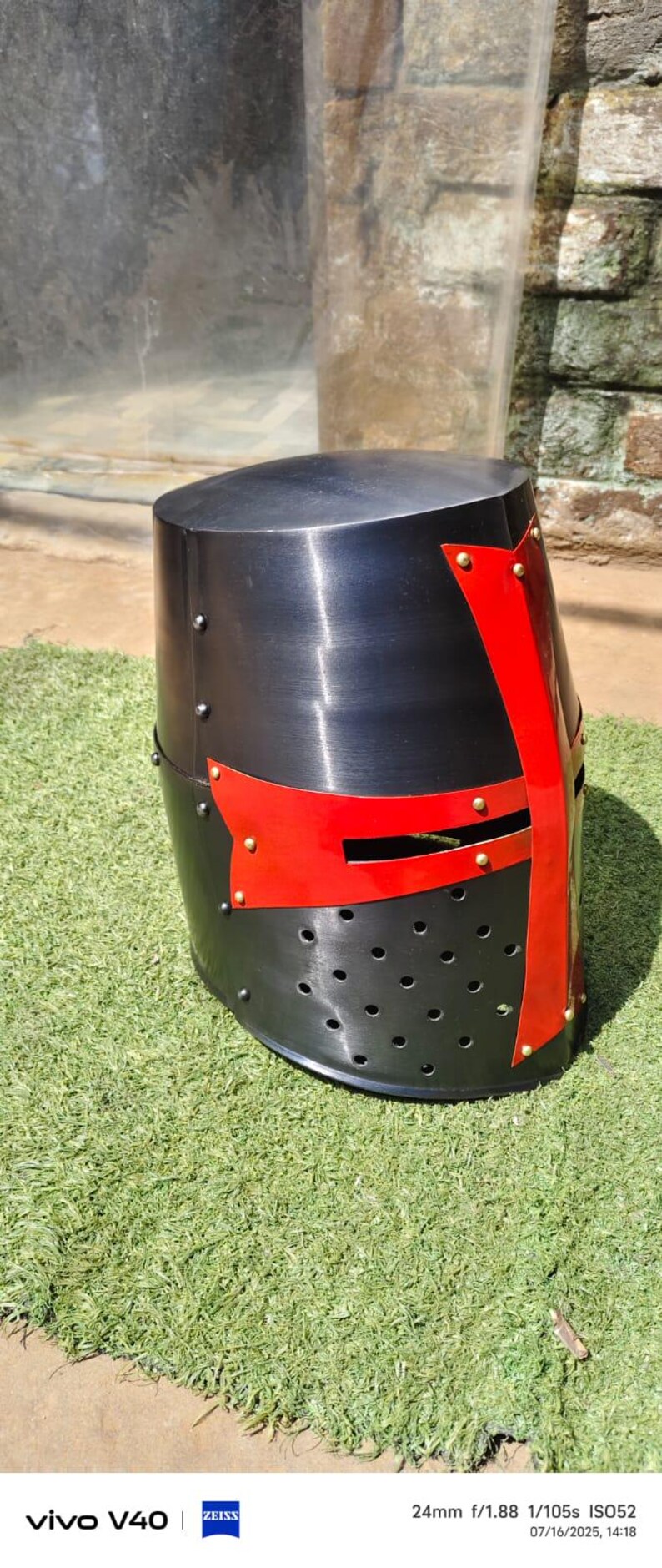 Medieval knight Crusader helmet, full-head great helm replica with red cross for costumes and collectors
