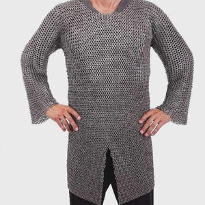 Medieval Chainmail Hauberk: Full Sleeve, Flat Riveted 18 Gauge Steel Armor