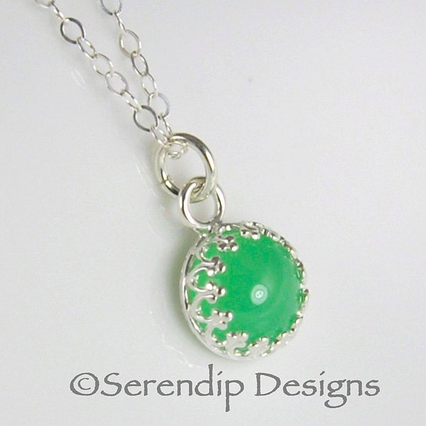 Petite Chrysoprase Pendant in Sterling Silver Gallery Wire Crown Bezel, Green Gemstone Necklace GS25