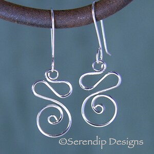 Silver Spiral Squiggle Earrings,  Wavy Silver Circle Earrings, Shiny Silver Ocean Wave Earrings SE56
