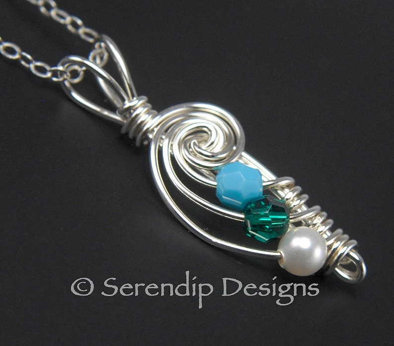 925 Sterling Silver Mothers Necklace with 3 Birthstones Romantic Name Heart Pendants