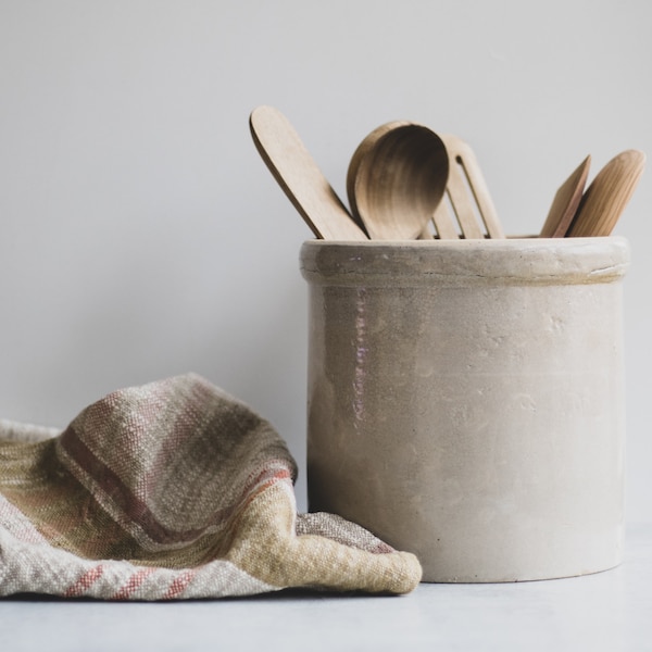 Assorted Antique Beige Stoneware Crocks, Modern Farmhouse Kitchen Decor, Ceramic One Gallon Kitchen Utensil Crock, Rustic Kitchen Jar