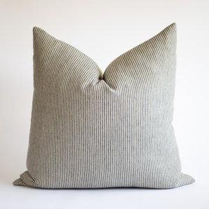 Capa de almofada de linho listrada cinza, almofada decorativa Wabi Sabi, almofadas decorativas simples, capas de almofada modernas e neutras, almofadas minimalistas cinza