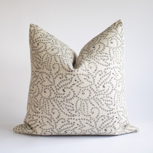 Beige and Black Block Printed Pillow Cover, Neutral Linen Pillows, Decorative Throw Pillow, Modern Farmhouse Designer Pillow Covers