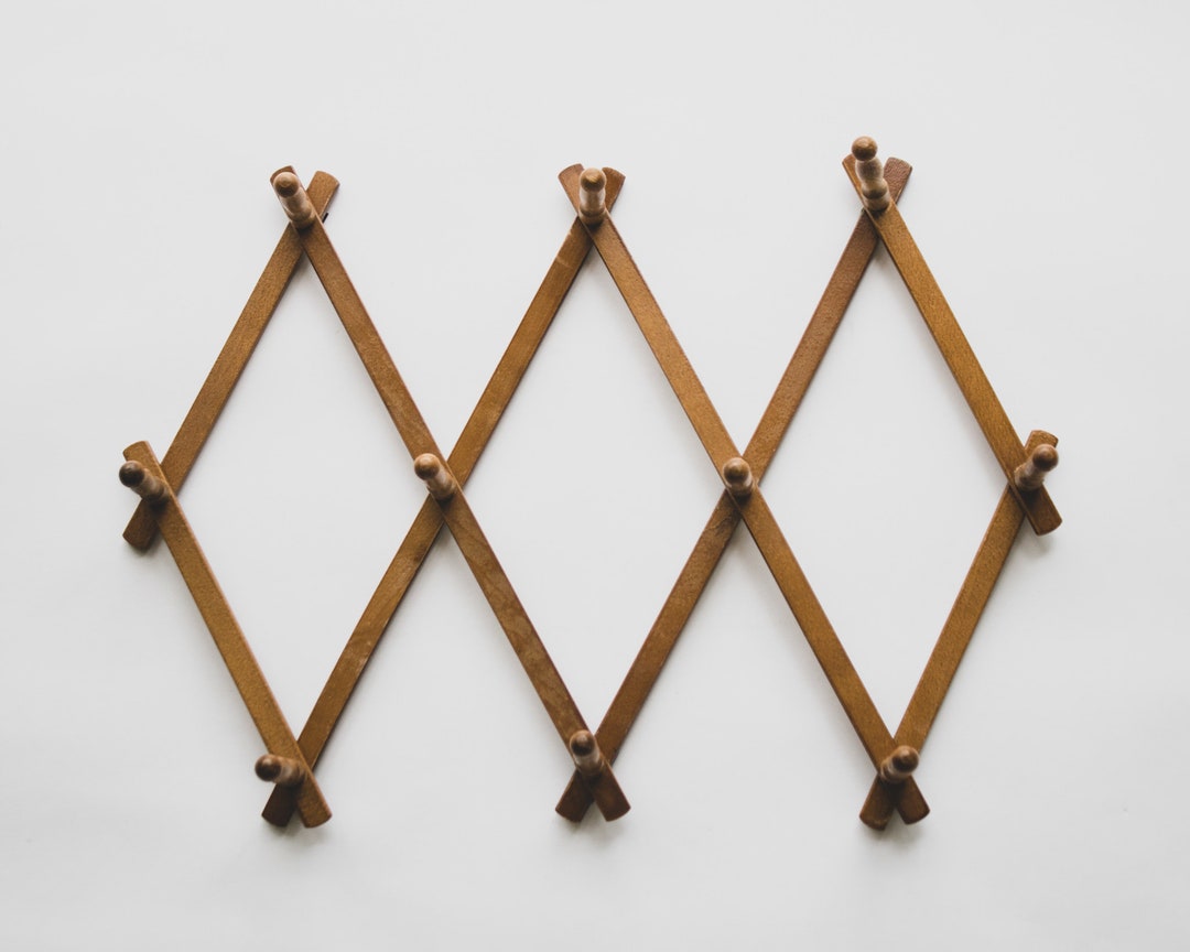 Large Vintage Wooden Accordion Peg Rack Expandable Wood Coat Mug Rack