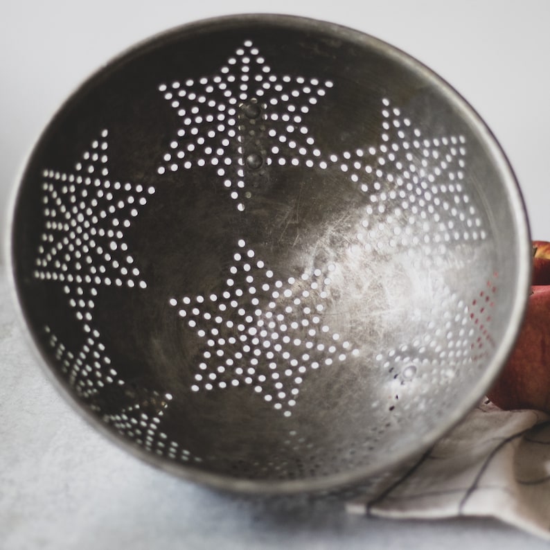 Vintage Metal Colander with Star Cutouts Aluminum Colander Rustic Farmhouse Kitchen Decor Metal Strainer image 8