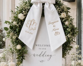 Embroidered Bridal Sash, Personalized Monogram Wedding Sash, Custom Name Wreath Design, Mrs Sash, Bride to Be Gift, Bridal Shower Gift
