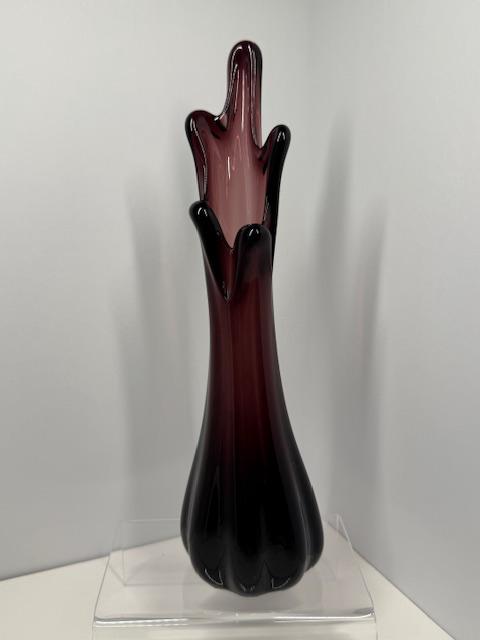 Vintage Amethyst Five Finger Swung Vase