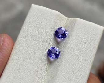 Paire de tanzanites rondes de synthèse (5 à 8 mm) – Pierres précieuses rondes à facettes – Paire de tanzanites non montées pour la création de bijoux