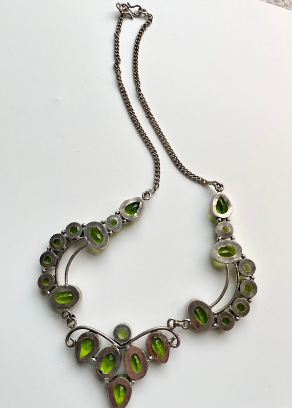 Stunning Vintage Silver and Peridot Colored Glass… - image 5