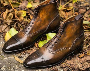 Botas brogue de cuero bicolor hechas a mano / Zapatos de punta para hombre
