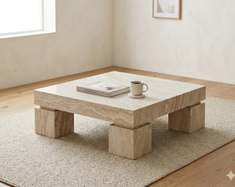 Tavolino da caffè in travertino naturale fatto a mano / Design organico moderno quadrato da 80 cm / Mobili da soggiorno di lusso, stile wabi-sabi