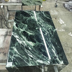 Mesa de centro minimalista de mármol verde / Centro de mesa de lujo para sala de estar, elegancia atemporal / Clásico Verde alpi 80*50*30cm (2)