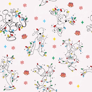 Könnte beinhalten: Ein sich wiederholendes Muster mit Strichzeichnungen von Micky und Minnie Maus sowie Pluto, geschmückt mit bunten Weihnachtsbeleuchtungen. Das Design umfasst Schneeflocken, Sterne und Glocken auf hellrosa Hintergrund.