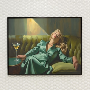 マティーニを片手にソファに座る女性のポスター、カクテルアートバーカートの装飾、絵画ギフト、トレンディなウォールアートプリント