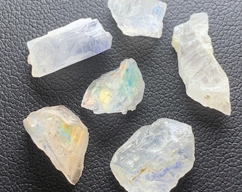 Natural Moonstone Gemstone, 20 Carats Vibrant Rainbow Adularescence, 6 Pieces African Origin Untreated Rough