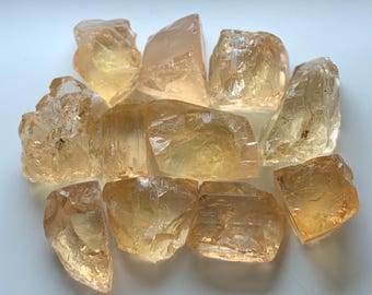 天然トパーズ結晶（劈開石標本付き）、パキスタン・スカルドゥ産原石