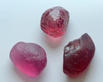 Raw Umbalite Garnet Stones: 07 Carats, 03 pcs - Natural Pink Gemstones, Jewelry making
