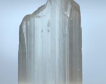 Raw Kunzite Rough Stone 96 Carats – Uncut  Kunzite for Jewelry & Healing
