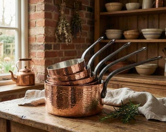 Kookgerei van gehamerd koper, 5-delige ambachtelijke potten en pannen, rustiek boerderijkeukendecor