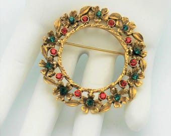 Weiss Holiday Wreath Brooch Vintage