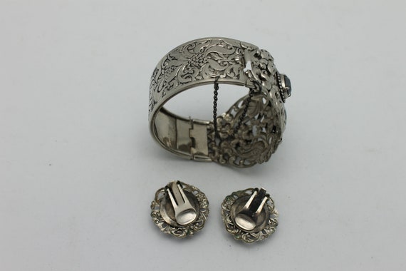 Vintage Cuff Bracelet Clip Earring Set Silver Met… - image 5