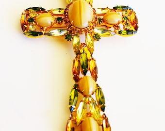 Vintage Cross Brooch Alice Caviness by DeLizza and Elster