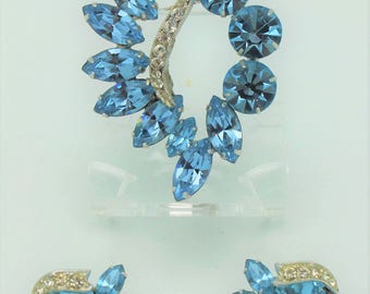 Weiss Vintage Aqua Blue Brooch and Earring Set