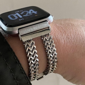 fitbit versa silver, fitbit versa 4, fitbit versa 3, fitbit versa 2, fitbit sense 2, fitbit sense, fitbit versa chaneband, fitbit versa kettenarmband