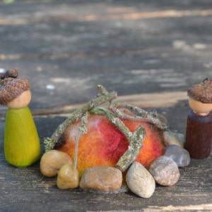 Fire Pit, Felted with 2 Acorn People, fall fun, Waldorf inspired, handmade toys, small gift, nature table, camping fairy garden, boo basket