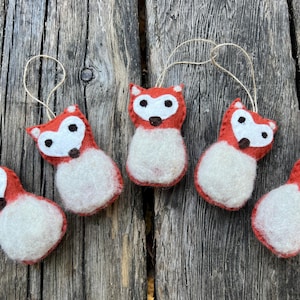Fox ornament, Christmas tree decoration, gift topper, small gift, lightweight, decorations, wool felt, handmade, gift, woodland creatures,
