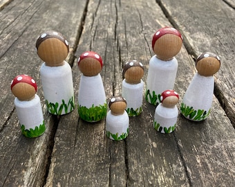 Mushroom Peg Doll Family, Mushroom doll family with assorted colors, Waldorf inspired, handmade toys, small gift birthday present, Fall play