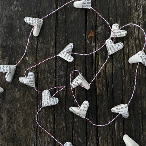 Vintage Book Heart Garlands - book lovers, made with recycled books, home decoration, Valentine gift/present, Booktok, dorm decor, bookshelf
