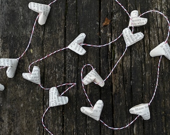 Vintage Book Heart Garlands - book lovers, made with recycled books, home decoration, Valentine gift/present, Booktok, dorm decor, bookshelf