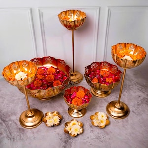 Lotus Urli Floating Flower Set/Lotus urli with Stand/ Lotus Urli with Bowl/Urli/ Urlis/ Pooja Diya/Diwali, wedding,Festival Decor 9 Pcs.