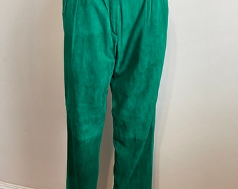 Rare Italian Vintage La Matta Kelly Green High Waist Suede Leather Pants with Pockets and Belt