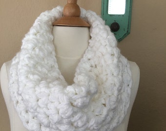 EASY crochet pattern, Chunky Cowl pattern, Thick Cowl Crochet pattern, Crochet Cowl Pattern, Easy Cowl Pattern DIY