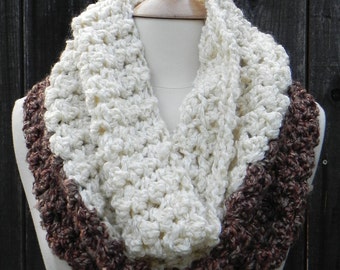 Easy Crochet Pattern, Chunky Cowl scarf, reversible cowl, DIY scarf