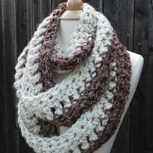 Crochet Pattern Infinity Scarf, Circle Scarf Pattern, Infinity Scarf Pattern, Scarf Pattern Cookies and Cream, Crochet Scarf Pattern