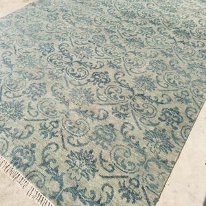 Beige and light blue Oushak Rug soft, Modern, Durable, Low-Pile Flooring for home & office,Stylish patterned carpet squares ,Easy to install