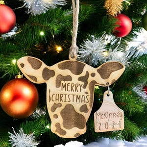 Cow Head Engraved Merry Christmas Personalized Laser Engraved Ornament | Last Name Cow Tag 2025 Christmas Ornament