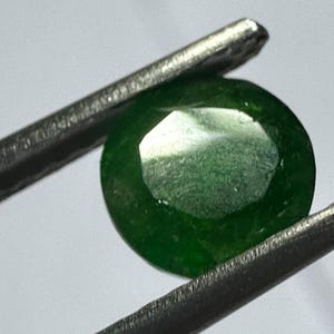 Garnet Demantoid Green Garnet Grossulare Garnet Round Shape Faceted Top color Gem quality Garnet 5.9MM size 1.1 carat weight