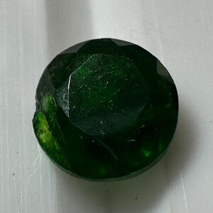 Garnet Demantoid Green Garnet Grossulare Garnet Round Shape Faceted Top color Gem quality Garnet 6.5MM size 1.6 carat weight