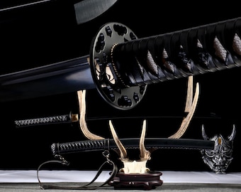 Handmade Black Katana – 1060 Carbon Steel Samurai Sword Replica, Leather Handle, Cosplay Display Collectible