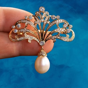 Natural Moissanite Handmade Jewelry, 14k Yellow Gold Sterling Silver Bridal Brooch, Elegant Wedding Pin, Bouquet Accessory, Gift for Him