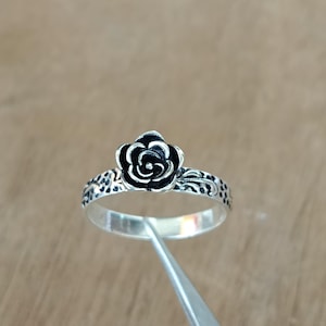 Vintage roos bloemenring | Handgemaakte sterlingzilveren bloemenring | Op de natuur geïnspireerde boho-sieraden | Statementring cadeau voor haar, stapelbare ring