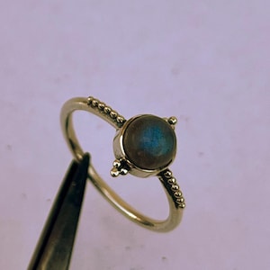 Beautiful Dainty Ring, Handmade Round Labradorite Gemstone Ring, 925 Sterling Silver Ring, Boho Statement Ring, Stacking Ring For Women&#39;s